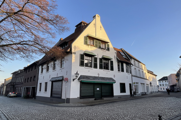 Etagenwohnung in Krefeld - Hüls