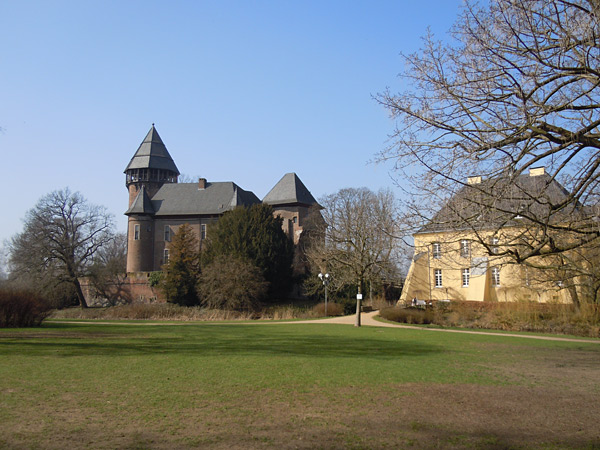 Burg Linn in Krefeld