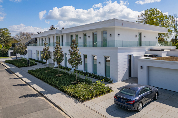 ZEITLOSE ELEGANZ IN MODERNER INTERPRETATION - Erfüllen Sie sich Ihren Lebens-Wohntraum! Villa in Mönchengladbach / Großheide
