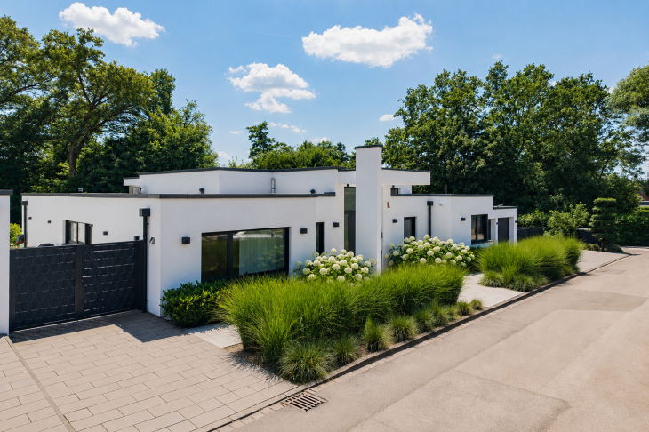 Architektur in ihrer schönsten Form. Wohnen auf höchstem Niveau! Bungalow in Duisburg / Rumeln-Kaldenhausen