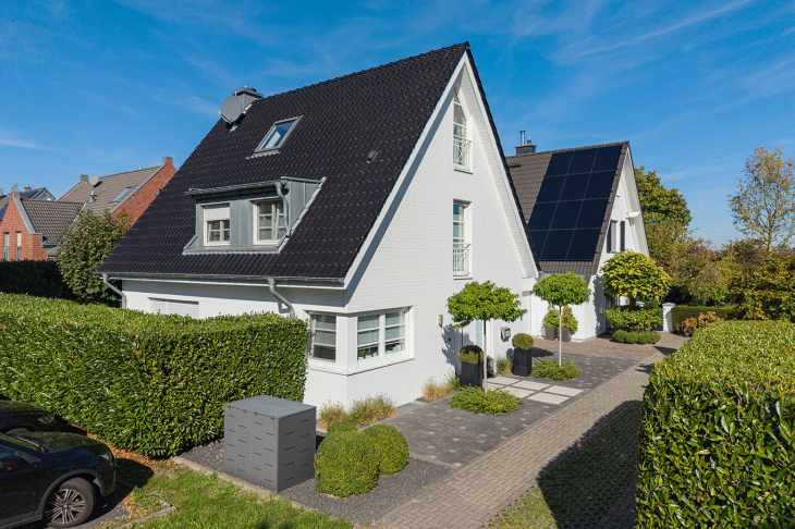 Wohnen mit Stil und Qualität – top gepflegtes Einfamilienhaus mit vielen Extras in Krefeld-Verberg! Einfamilienhaus in Krefeld / Verberg
