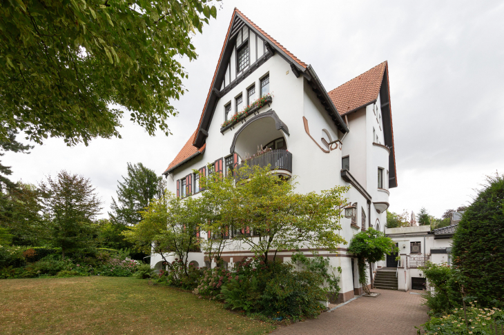 KR-Bockum! *Residieren in repräsentativer Altbauvilla* Etagenwohnung in Krefeld
